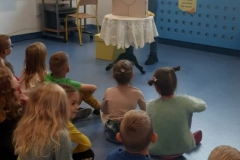 d0a59806-8961-4136-9488-d0d814e4e240